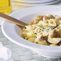 Romige pasta met kip en courgette