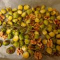 Geroosterde spruitjes met rozemarijn en walnoten