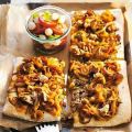 plaattaart met tomaten pesto en kaas