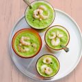 Groene gazpacho met avocado en garnalen