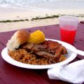 Duivenerwten (cajan) en rijst van de Bahama's