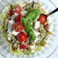 Quinoa met zelfgemaakte pesto, tomaatjes,[...]