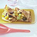 Karnemelkflensjes met honing en fruitsalade