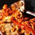 Karbonades in pikante saus