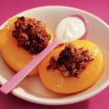 Gevulde perziken met amarettikoekjes en cacao