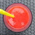 Kokos-aardbei zomerdrankje