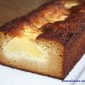 Cake van amandelmeel met honing en appel