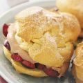 Creme Puff`s met Kersen/Chocoladevulling