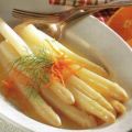 Witte asperges met sinaasappeldressing