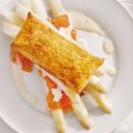 Tompouce met zalm en asperges