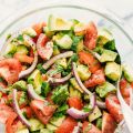 Avocado Tomaten Komkommer Salade