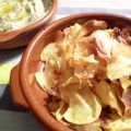 Koolraapchips met tahini-yoghurt dipsaus