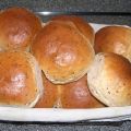 De weekendbroodjes: Lichtbruine bollen met[...]