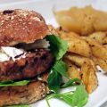 Vega: Champignonburgers met geitenkaas, honing,[...]