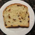 Rozijnenbrood met spijs (spelt)