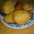 Banh tieu - Vietnamese doughnuts