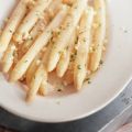 Gemarineerde asperges in riesling