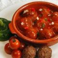 gehakt balletjes in pittige tomatensaus