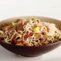 Quorn ketjap met noedels