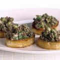 Crostini's met tonijntapenade