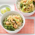 Curry met groene kool en garnalen