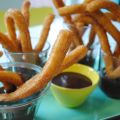 Churros y chocolate