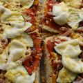 Broodpizza van Turks brood en restjes