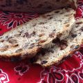 No Knead Bread met rozijnen en kaneel