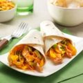 Sweet en Sour wrap met kip, wortel en paprika
