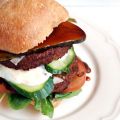 Vega: Dikke dubbele vegaburger met heerlijke[...]