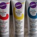 Review | Wilton Decorating Icing