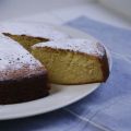 Cake met gecondenseerde kokosmelk