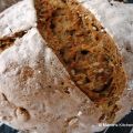 Roggebrood 14: Roggebrood met roggekorrels en[...]