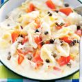 Schelpjes met zalm en kappertjes