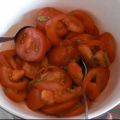 Tomaten basilicum salade