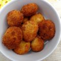 Fluks gemaakte Kaascroquetjes met La Vache qui[...]