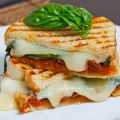 Zongedroogde Tomatenpesto Kaas Sandwich