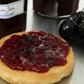Kersenjam met Kirsch
