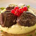 Filet van bosduif met appel en calvados