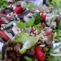 Aubergine salade met geitenkaas en muntdressing