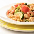 Snelle paella met kip en garnalen