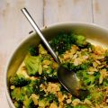 gegrilde broccoli met pittige knoflookolie