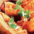 Bloemtortilla's gevuld met kip