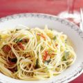 Spaghettini met knoflook, peper en olijfolie