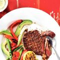 Cajunsteak met avocado