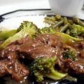 Roerbakschotel met Rundvlees, Broccoli en Gember