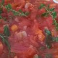 Saus van verse tomaten