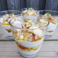 Griekse Yoghurt met Banaan , Walnoten en Honing