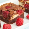 Frambozen cheesecake brownies