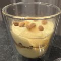 Romig dessert met perzik